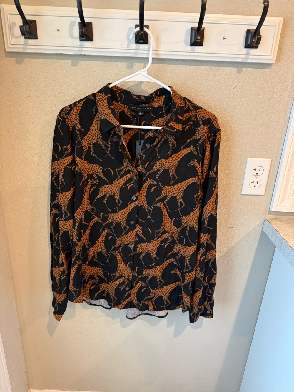 Jane & Delancey Giraffe Print Button-Up Blouse in Black and Brown - Picture 2 of 9